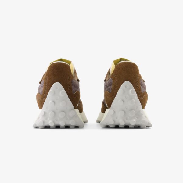 New Balance 327 - Brown Yellow